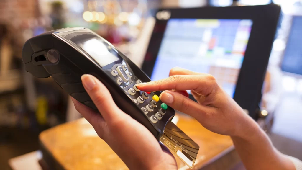 Puedo pagar con pago fácil desde cualquier parte del mundo